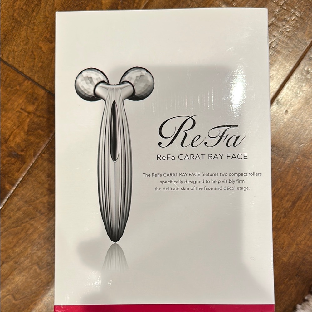 CARAT RAY FACE Skincare Tool - Silver